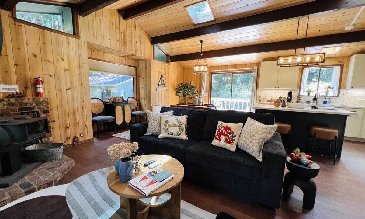 Photo of Livingroom in Coupeville