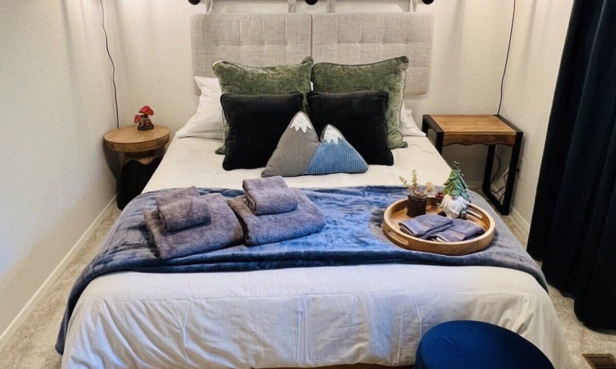 Photo of Bedroom in Coupeville