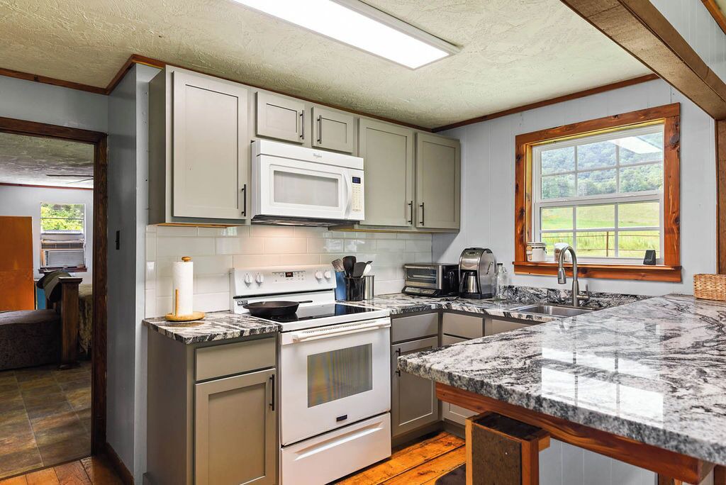 Photo of Kitchen in Deer