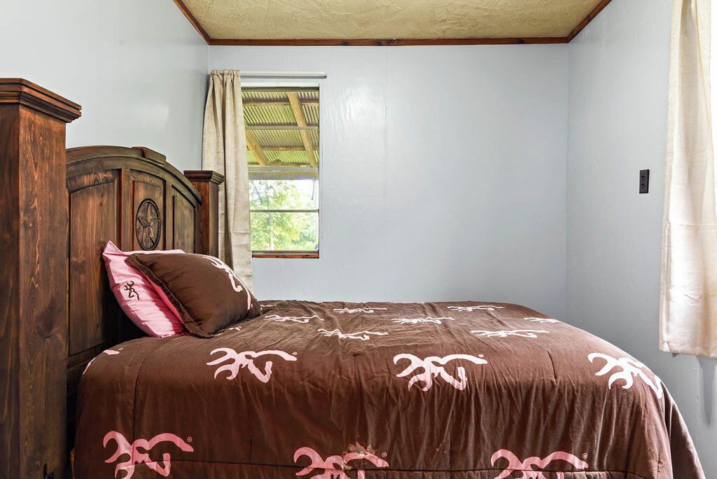 Photo of Bedroom in Deer