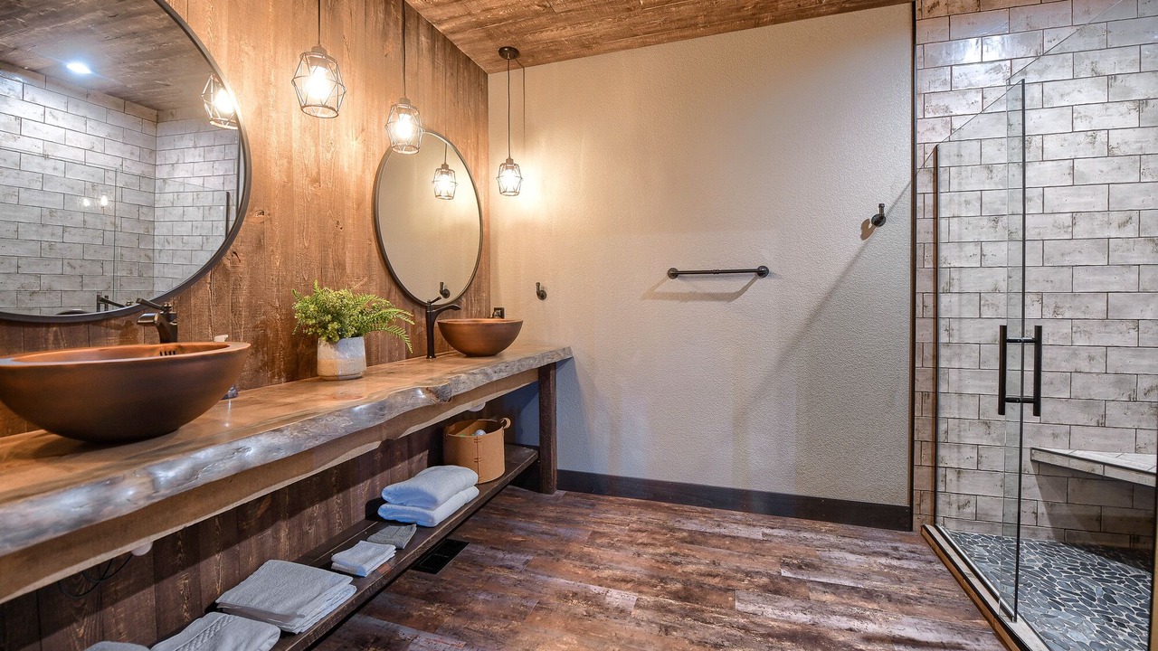 Photo of Bathroom in Deadwood