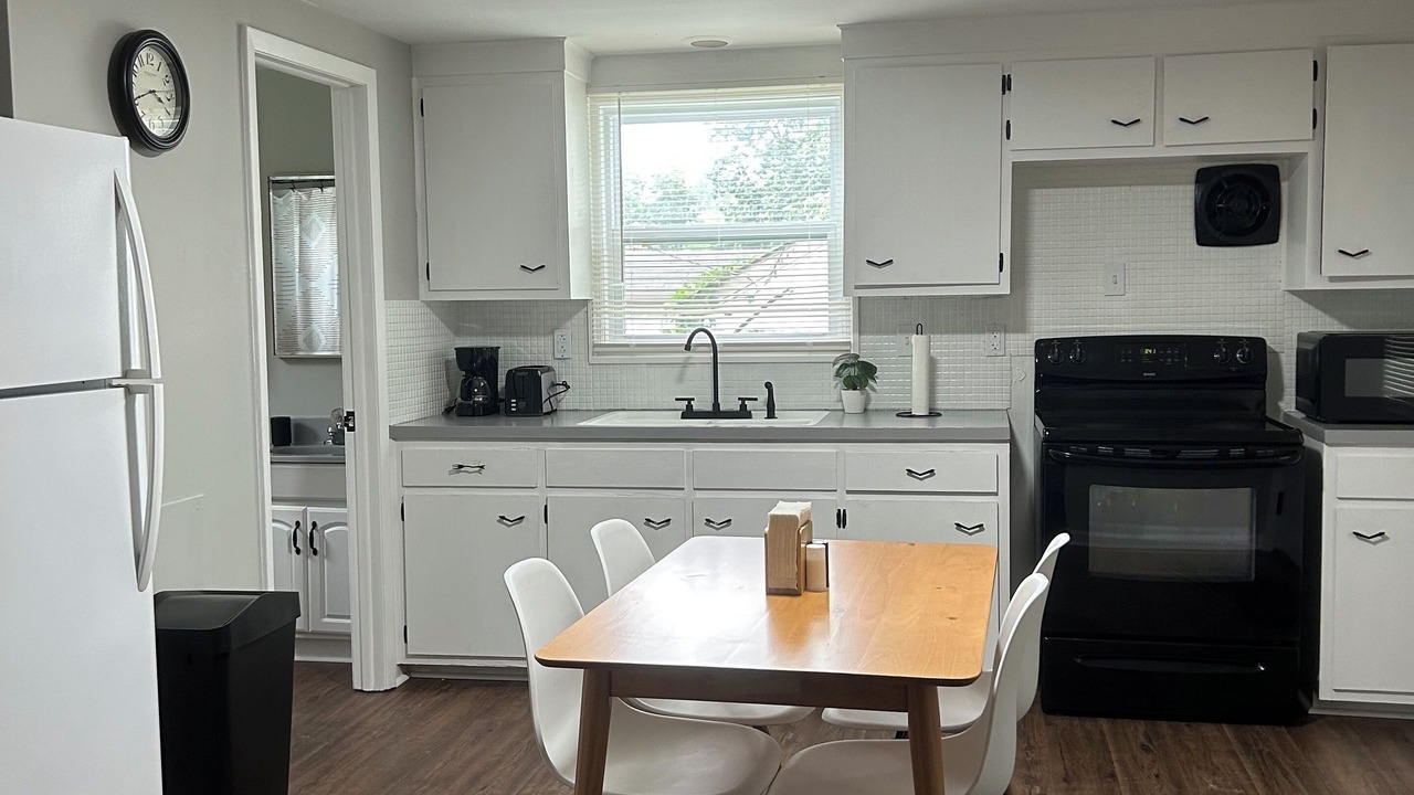 Photo of Kitchen in Lake Forest Estates