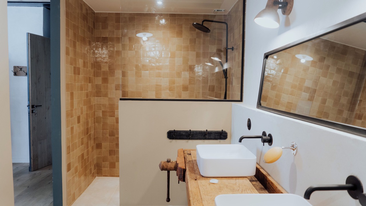 Photo of Bathroom in Palau-del-Vidre