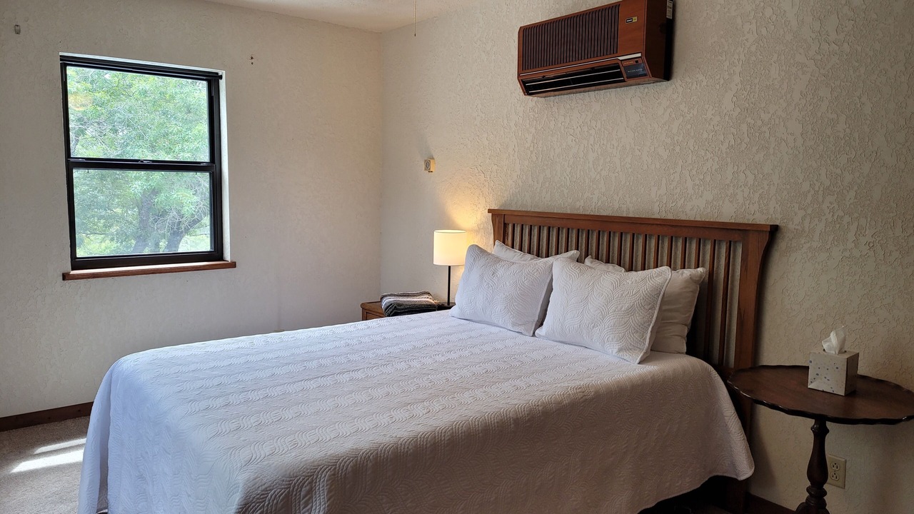 Photo of Bedroom in Utopia
