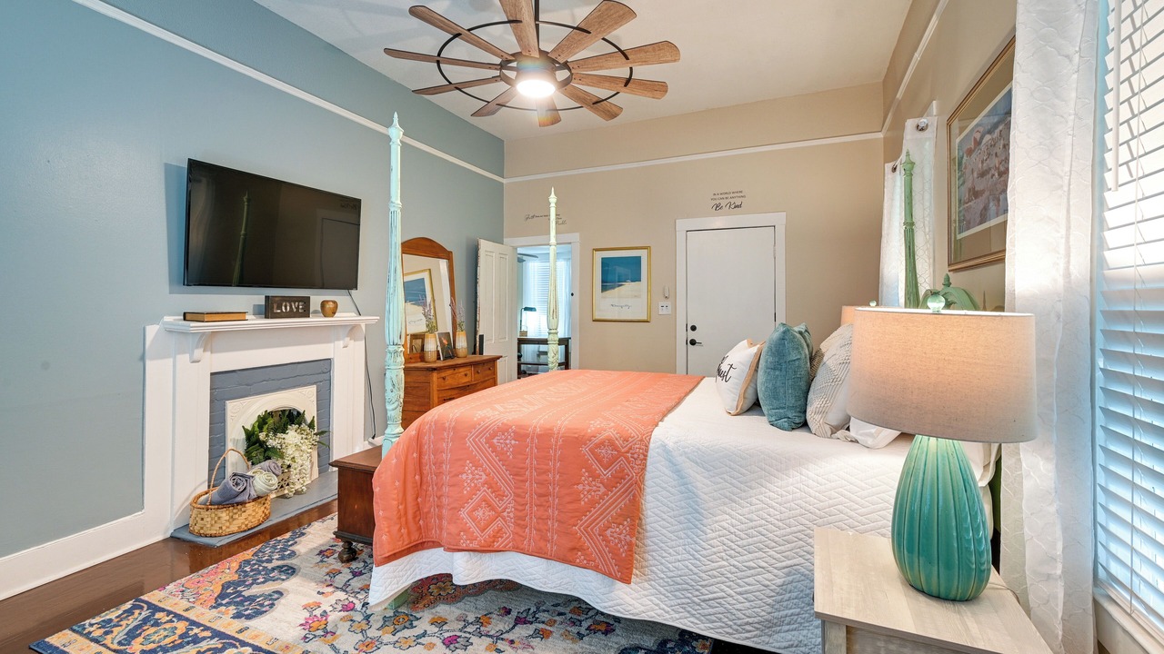 Photo of Bedroom in Georgetown