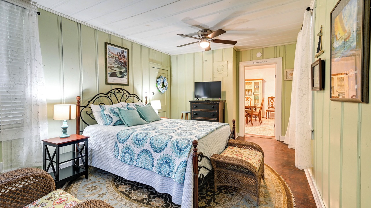 Photo of Bedroom in Georgetown