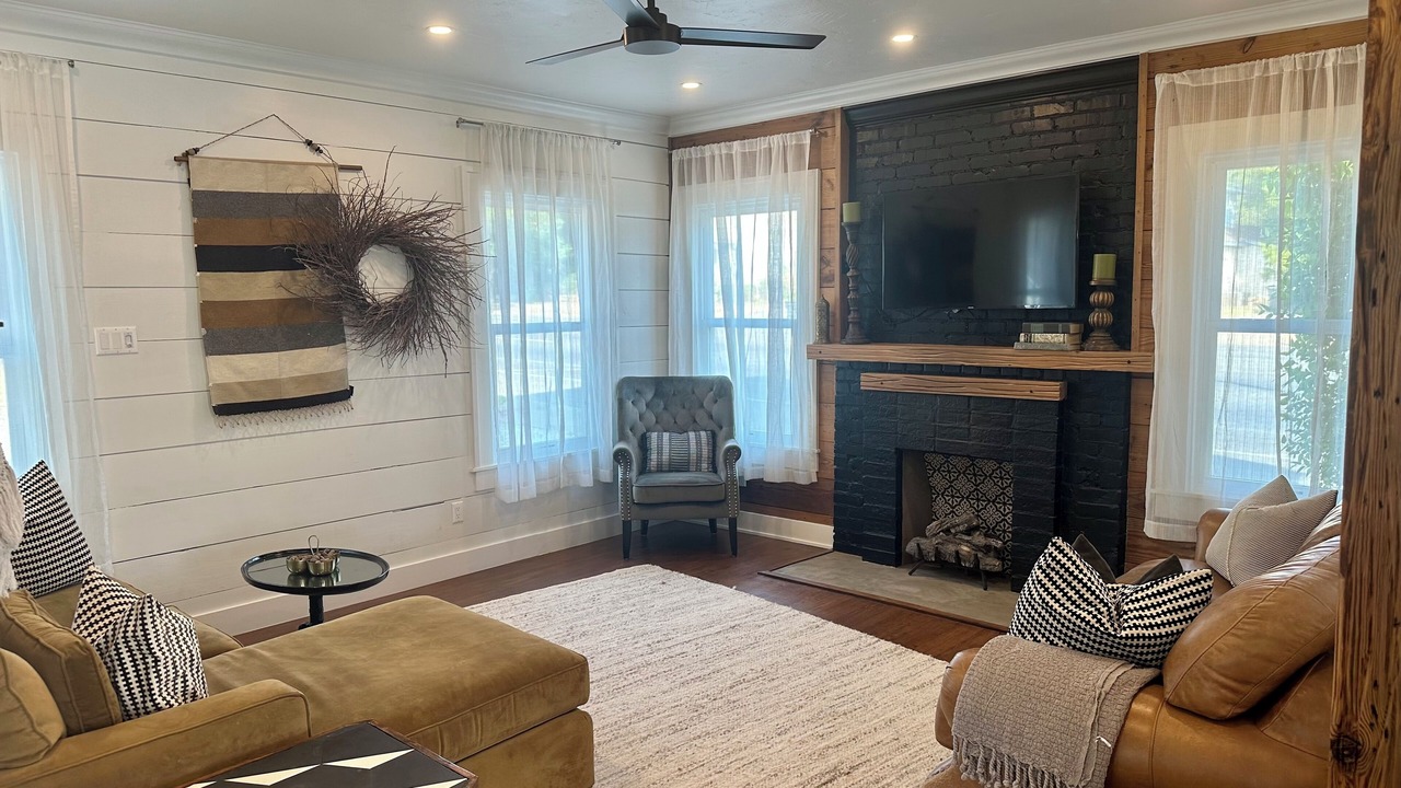 Photo of Livingroom in Waco