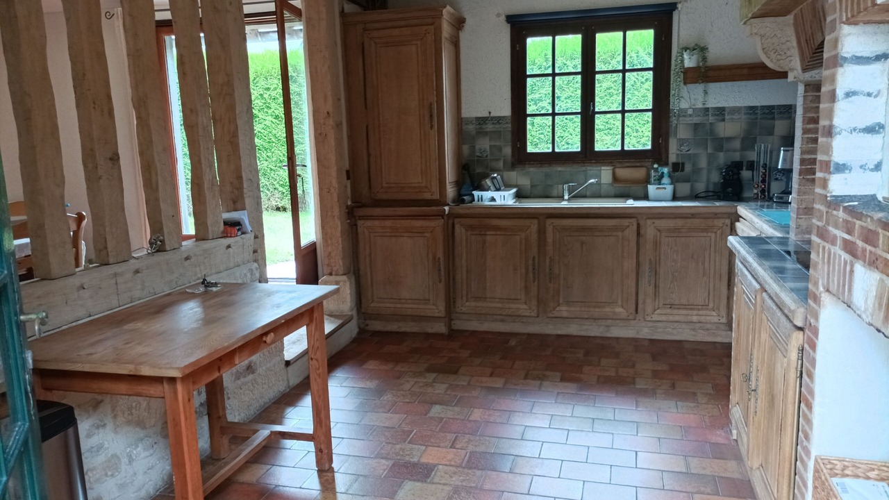 Photo of Kitchen in Saint-Gatien-des-Bois