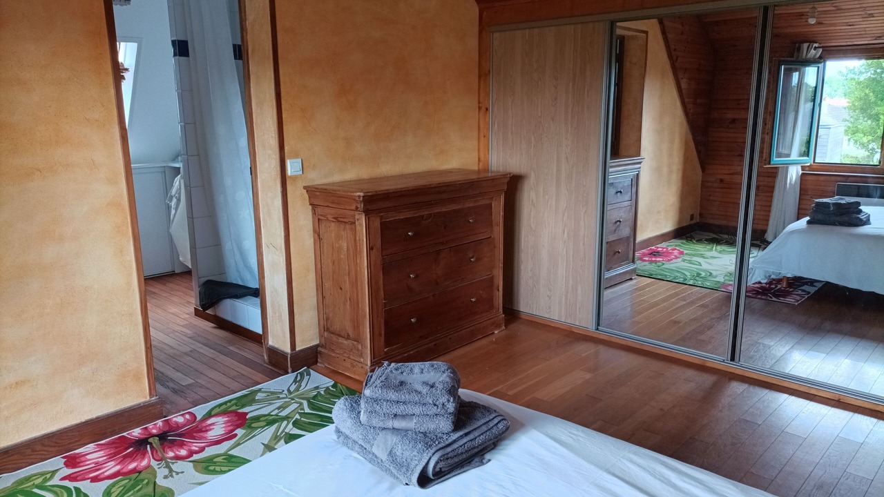 Photo of Bedroom in Saint-Gatien-des-Bois