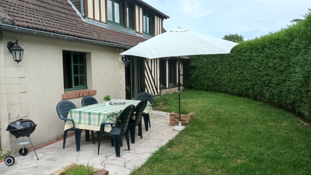 Photo of Outdoor in Saint-Gatien-des-Bois