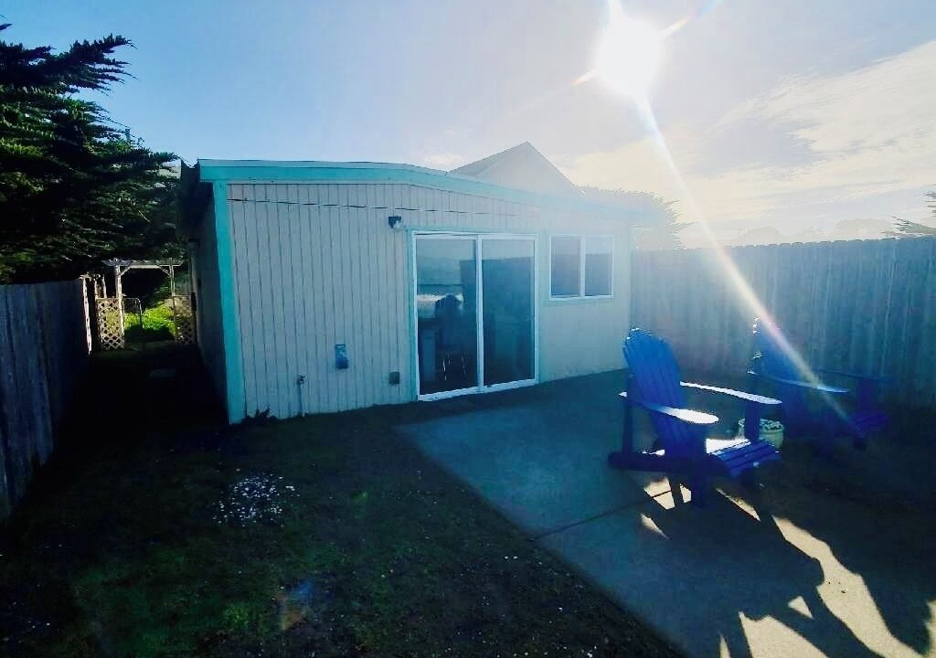 Photo of Patio Balcony in Gold Beach