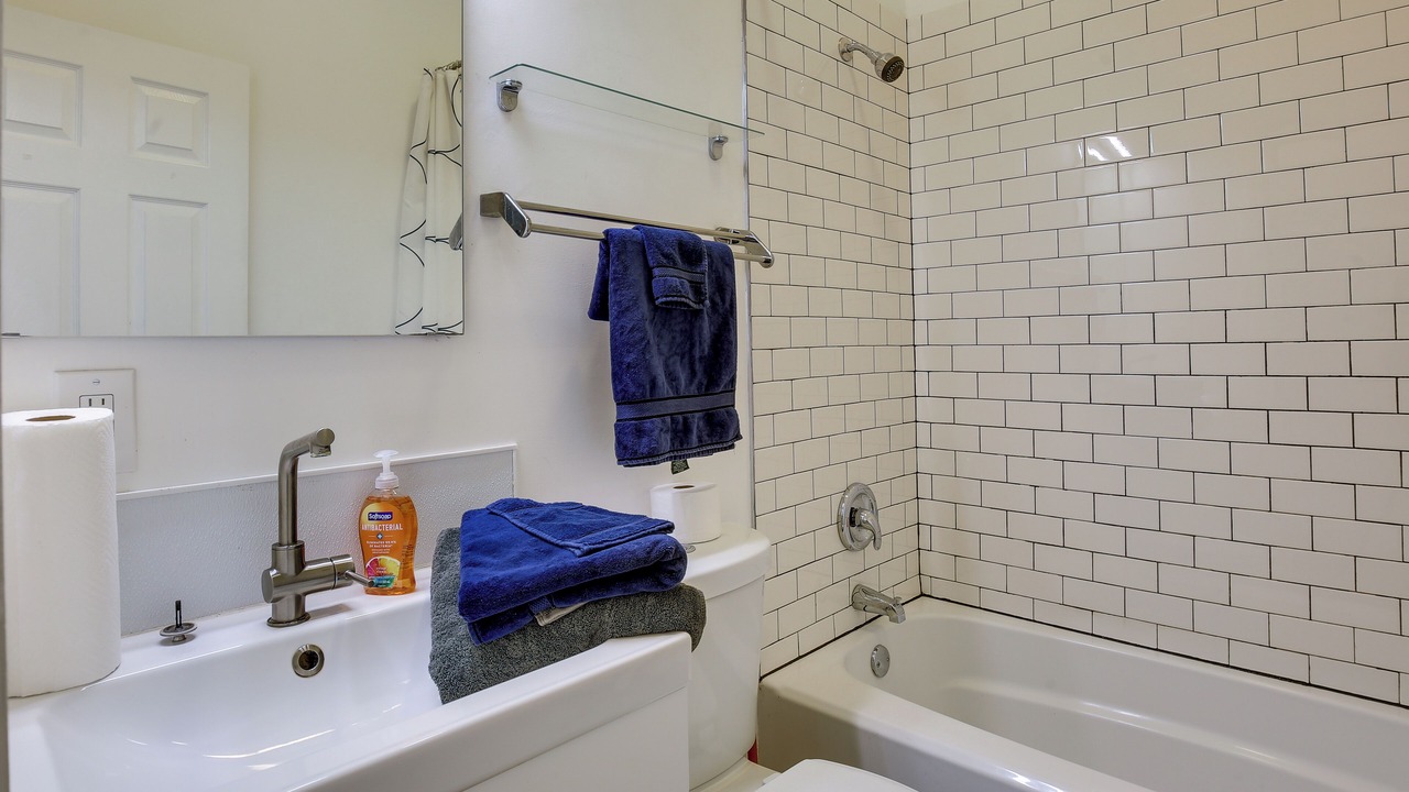 Photo of Bathroom in Benton Park