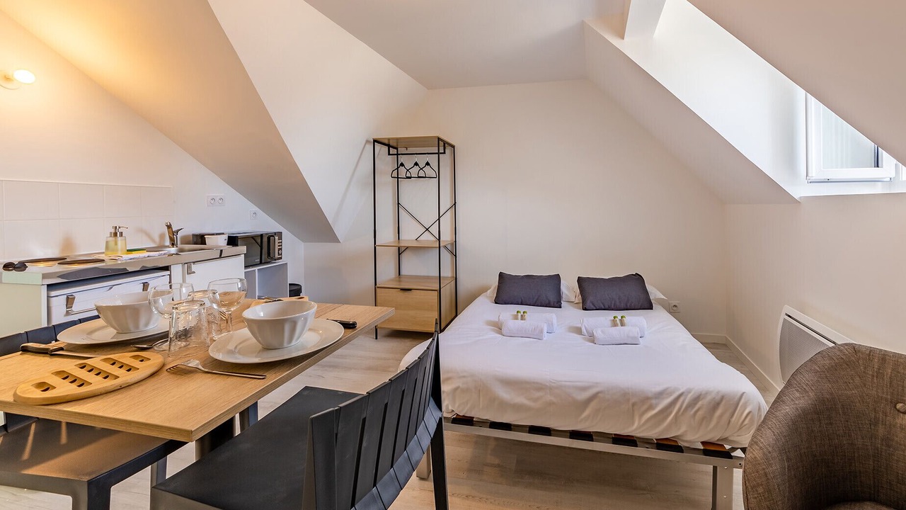 Photo of Bedroom in Saint-Serge