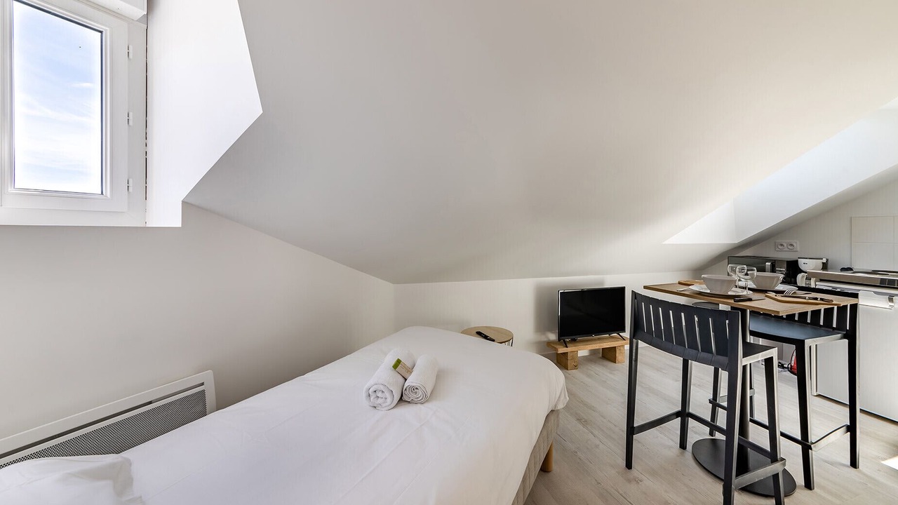 Photo of Bedroom in Saint-Serge