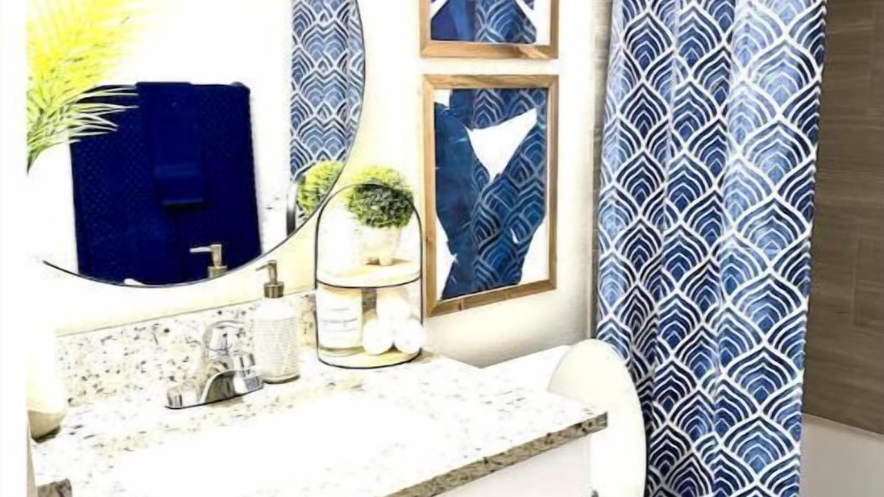 Photo of Bathroom in The Colony