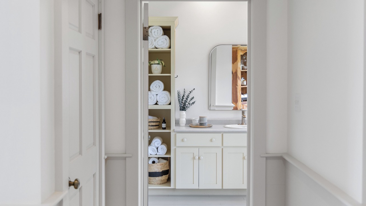 Photo of Bathroom in Naufrage