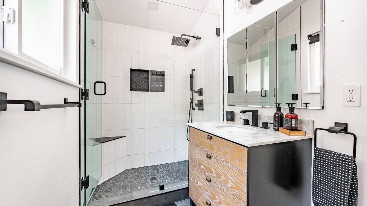 Photo of Bathroom in Greenwood Lake