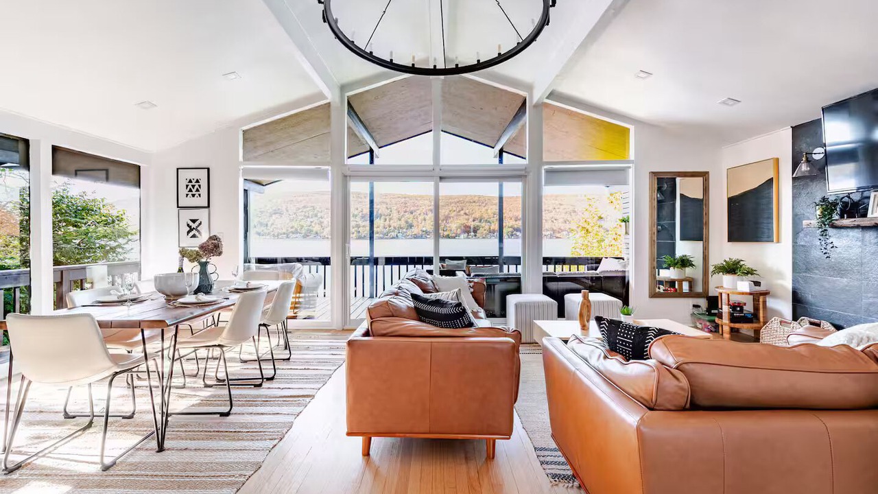 Photo of Livingroom in Greenwood Lake