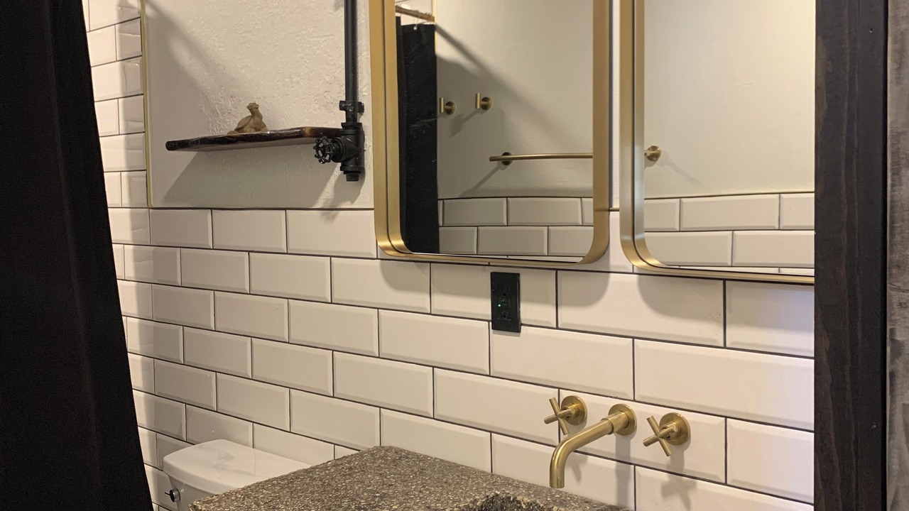 Photo of Bathroom in Channel Lake
