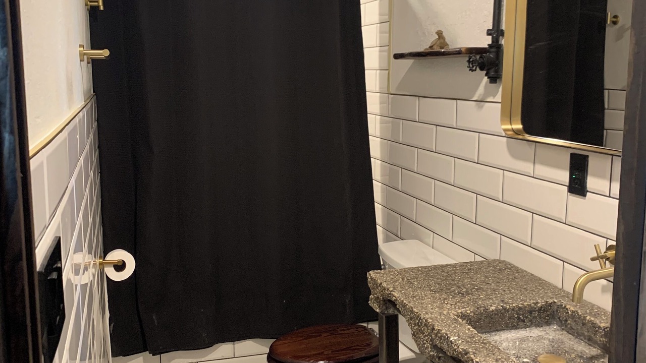 Photo of Bathroom in Channel Lake