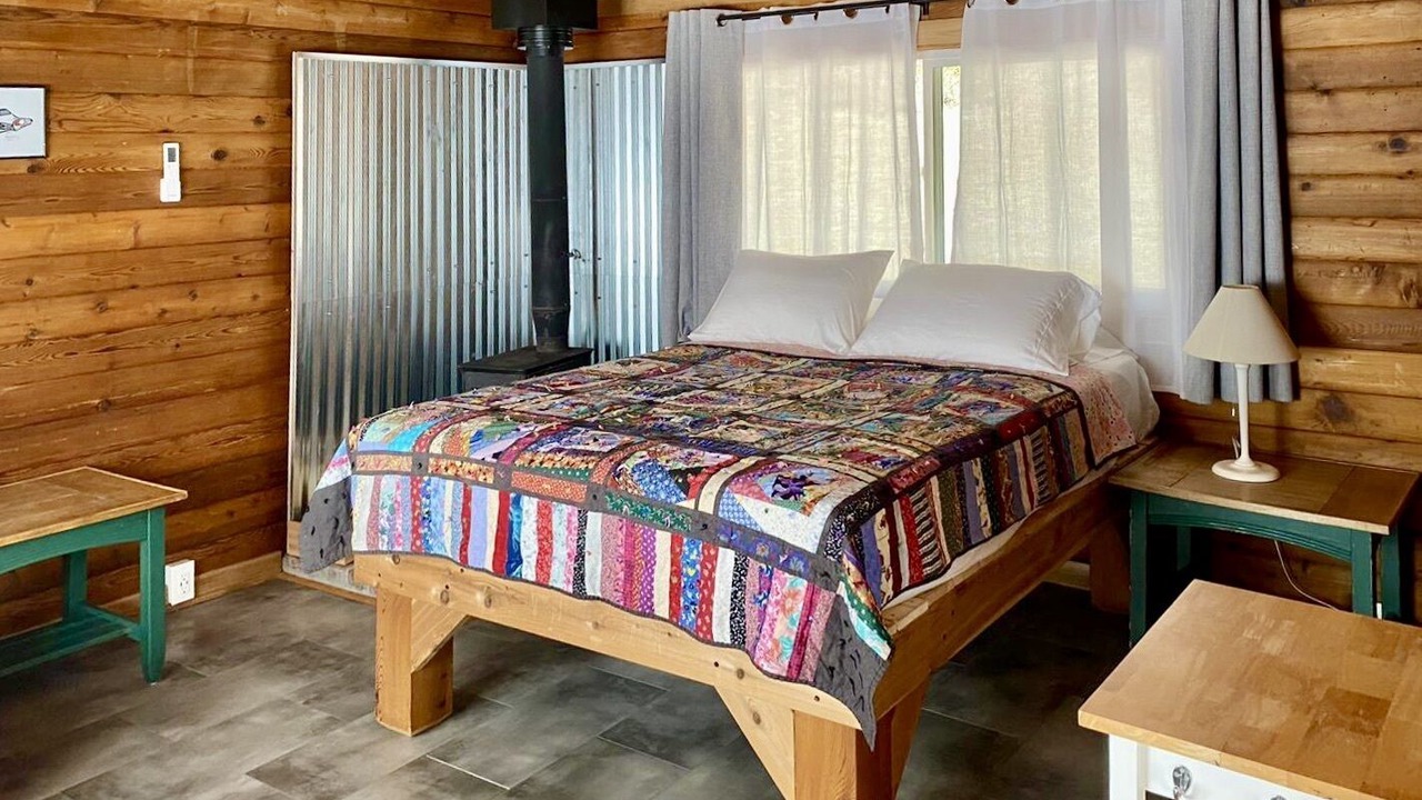 Photo of Bedroom in Mazama