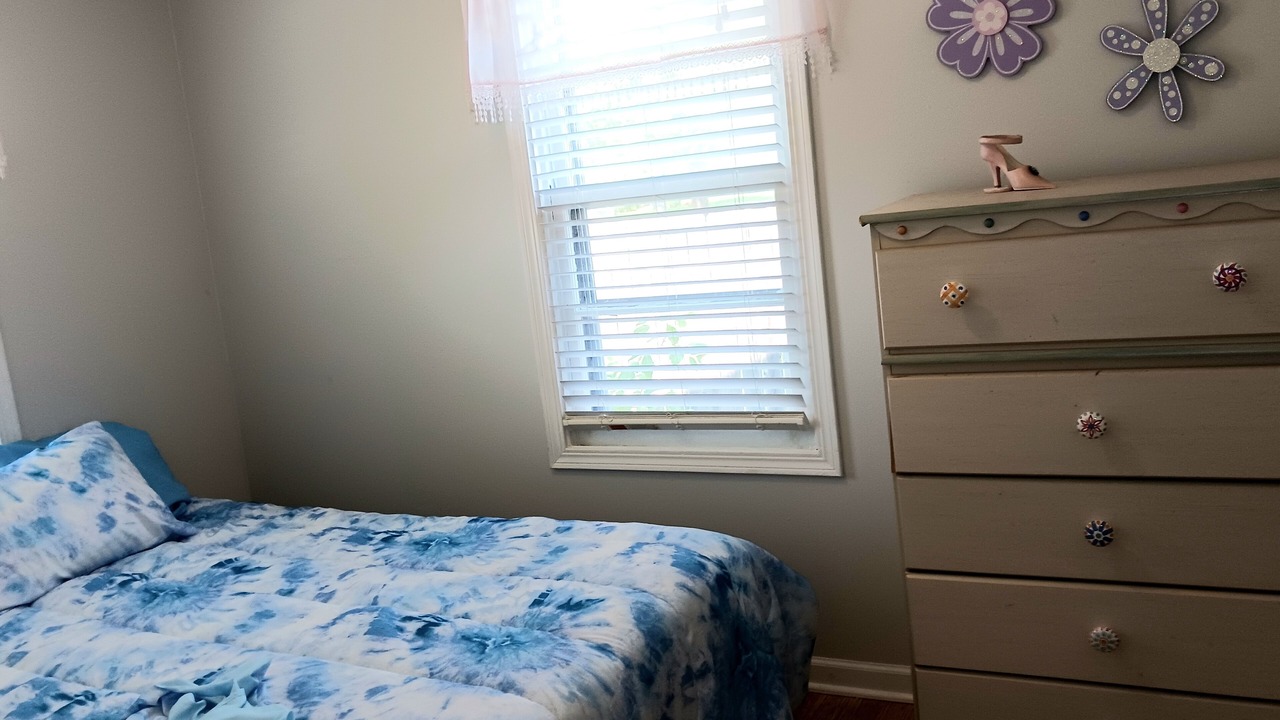 Photo of Bedroom in Winthrop Harbor