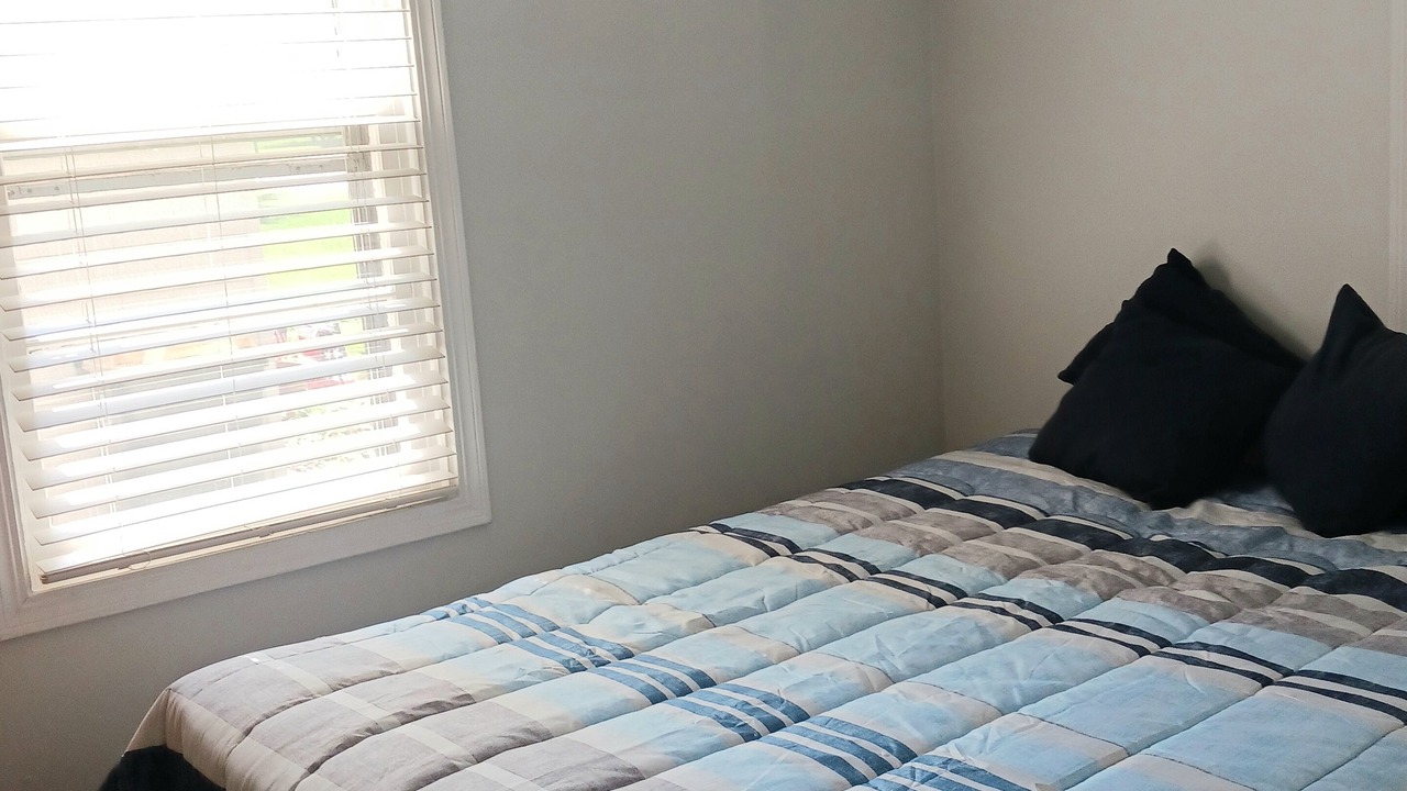 Photo of Bedroom in Winthrop Harbor