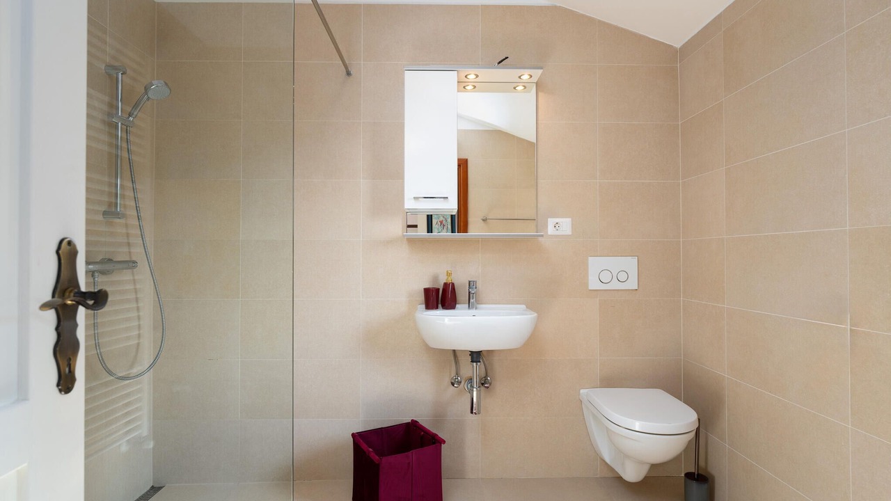 Photo of Bathroom in Gulici