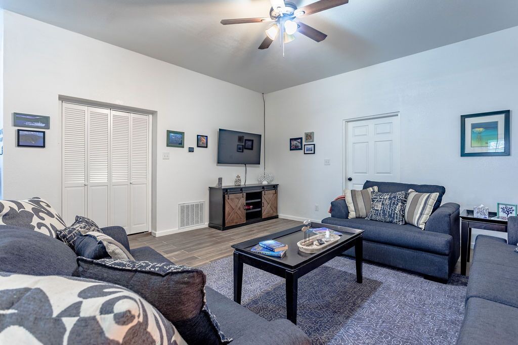 Photo of Livingroom in Woodway