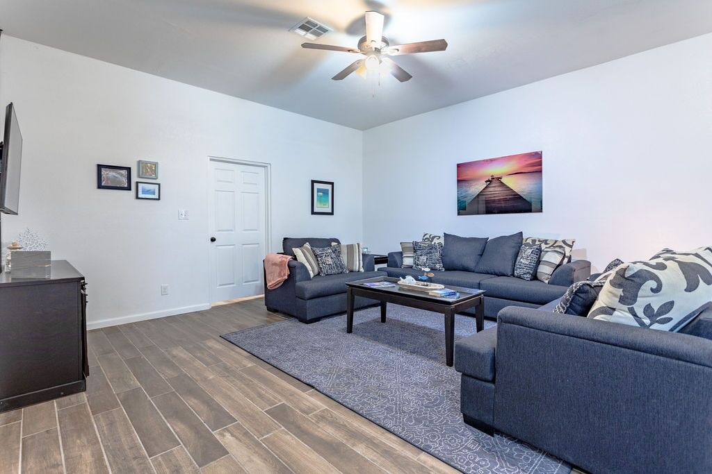 Photo of Livingroom in Woodway