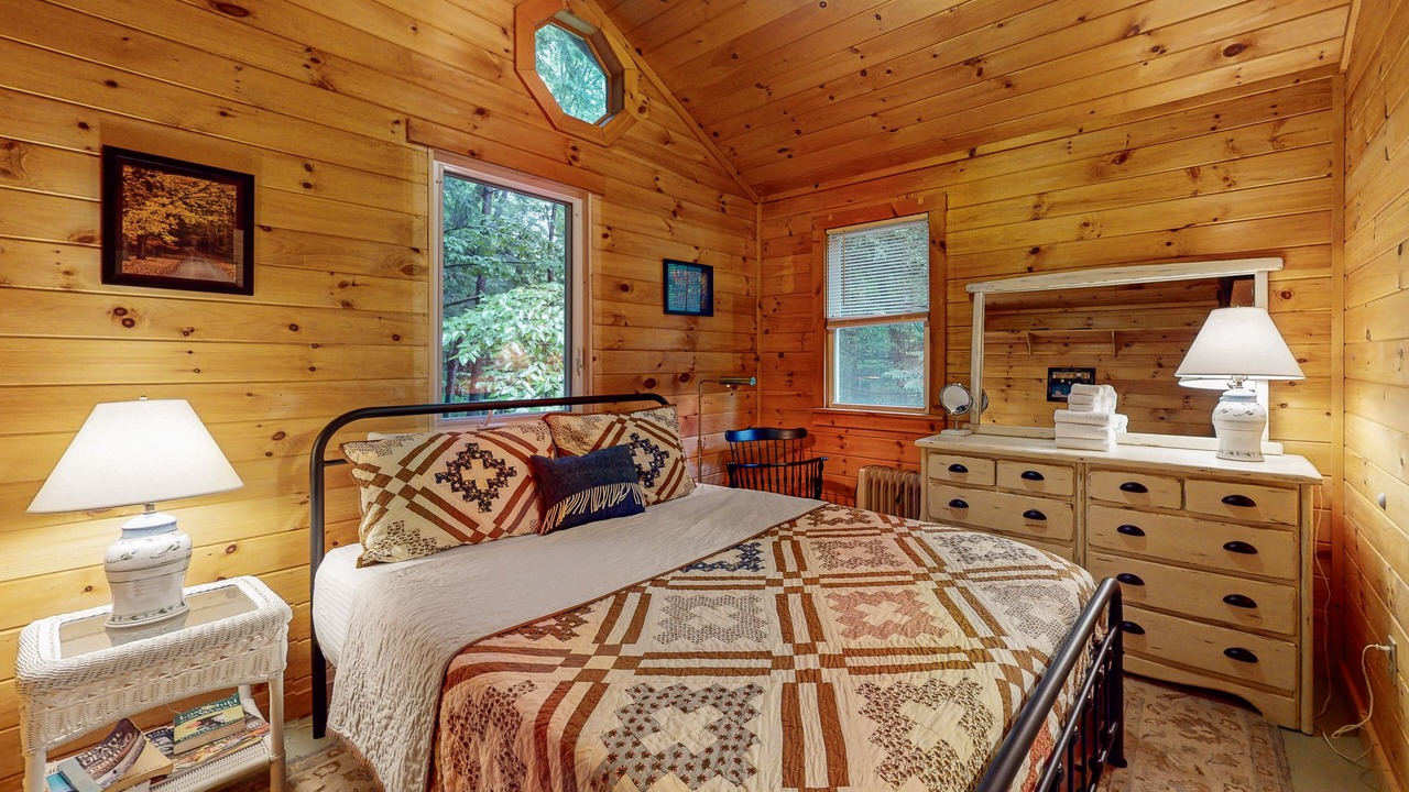 Photo of Bedroom in Hubbardton