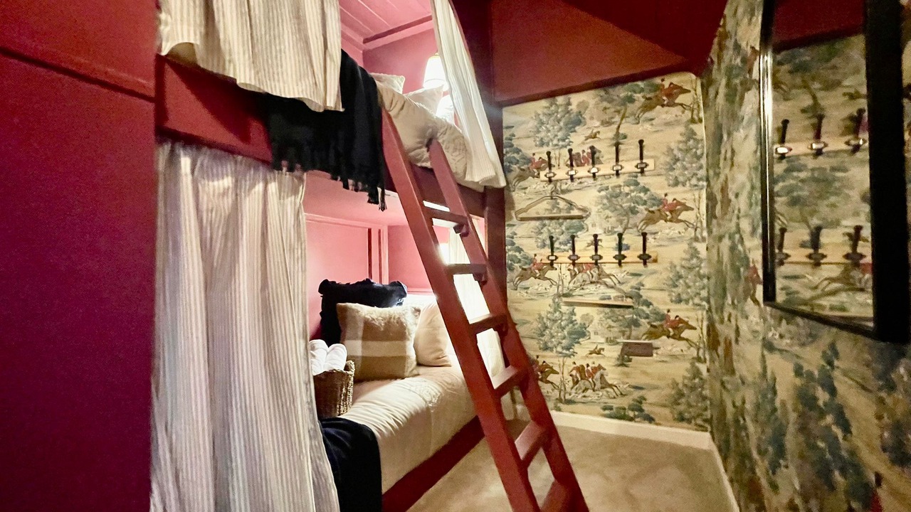 Photo of Bedroom in Jameston
