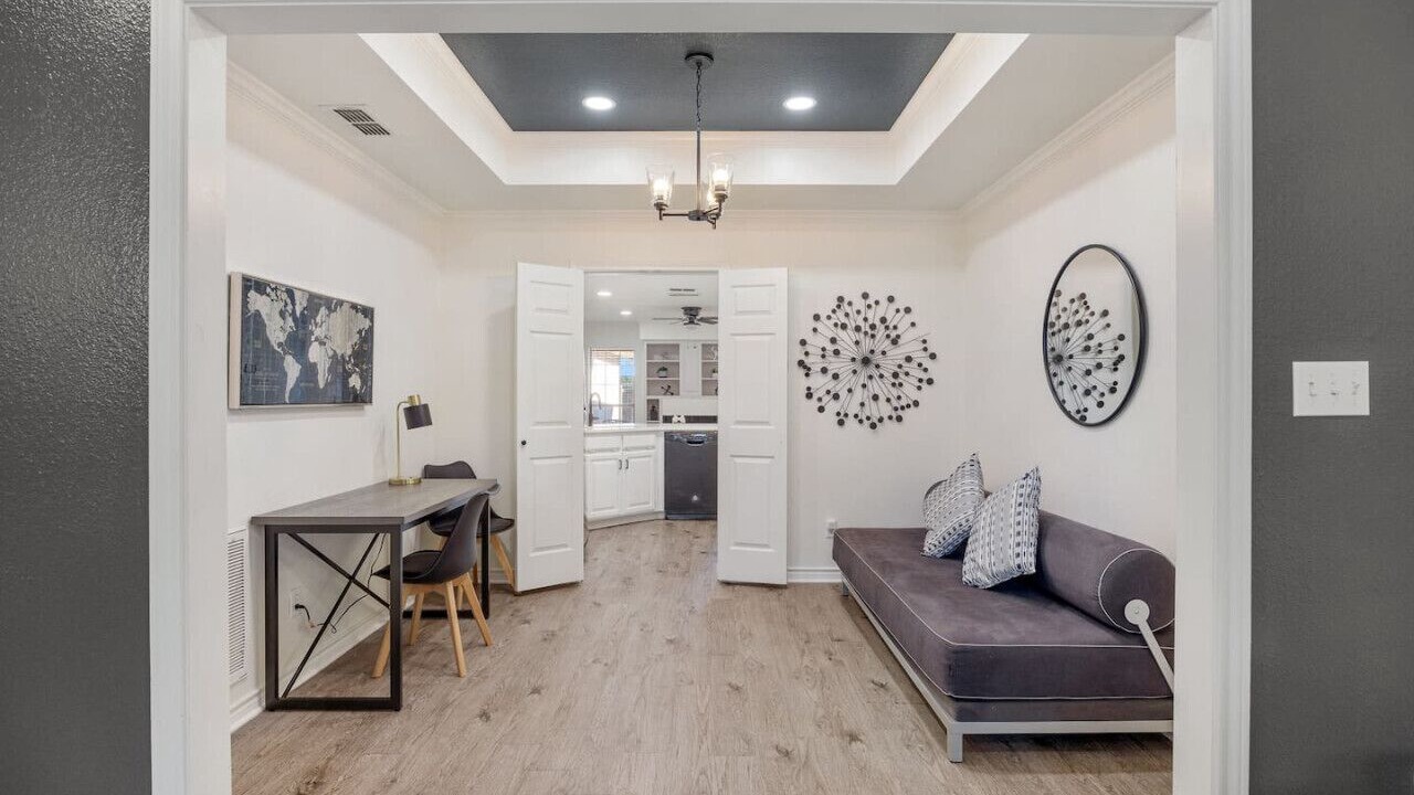 Photo of Livingroom in Tyler