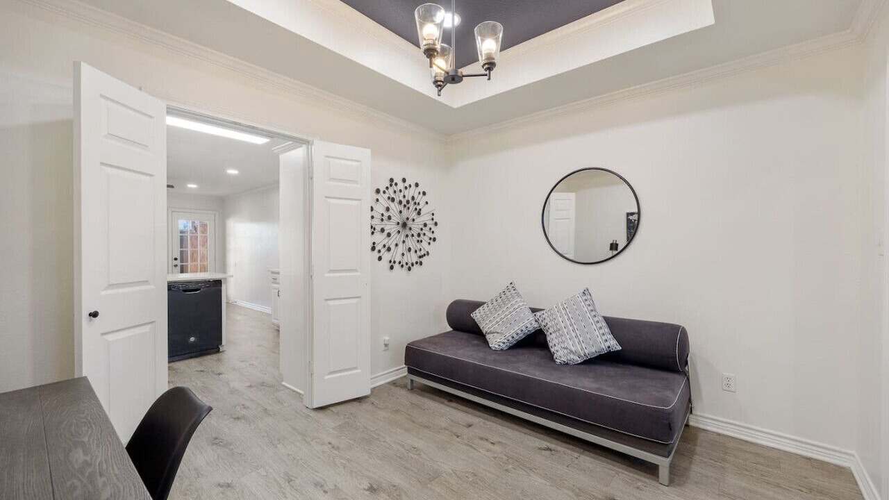 Photo of Livingroom in Tyler