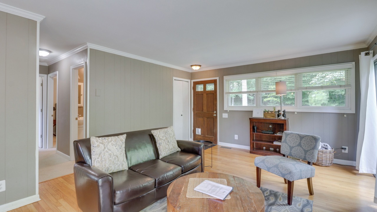 Photo of Livingroom in Batesville