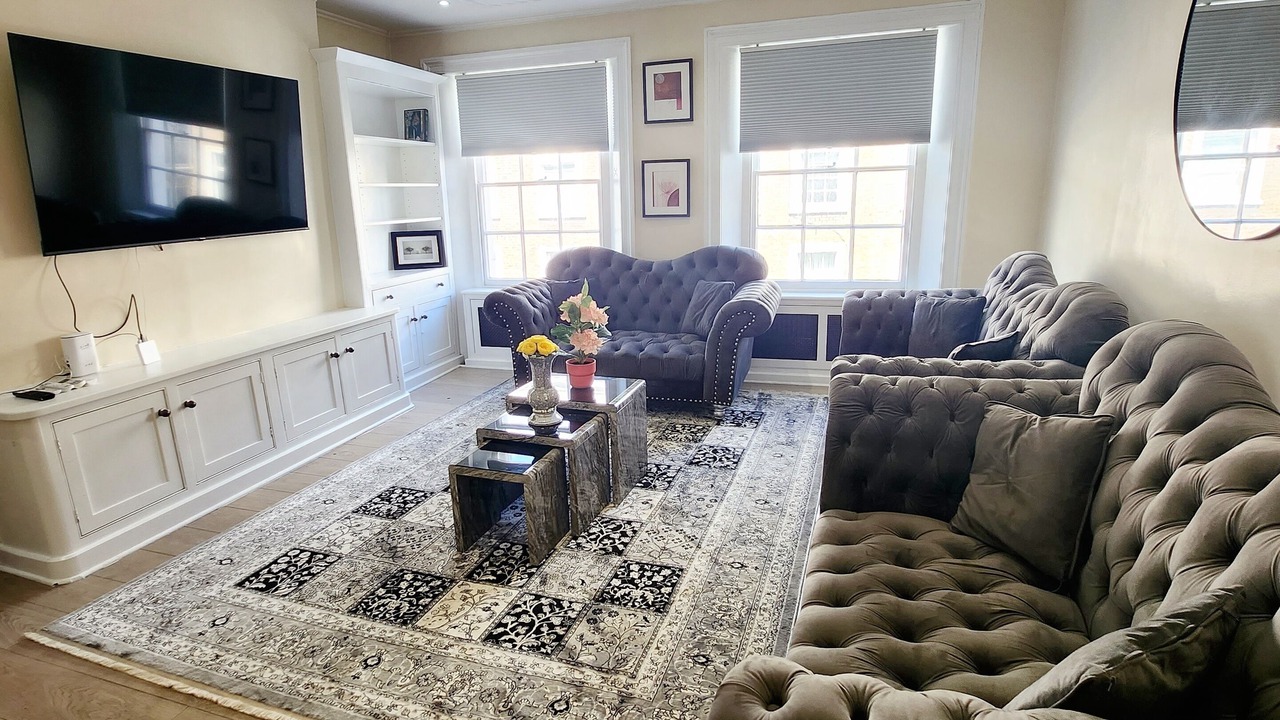 Photo of Livingroom in Brompton & Hans Town