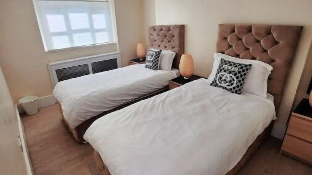 Photo of Others in Brompton & Hans Town