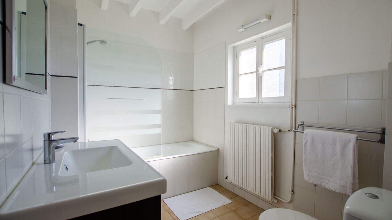 Photo of Bathroom in Varengeville-sur-Mer