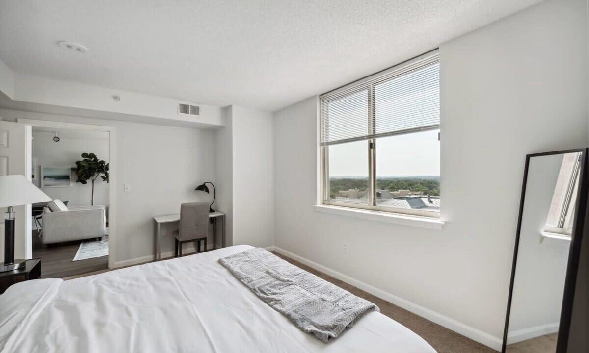 Photo of Bedroom in Ballston