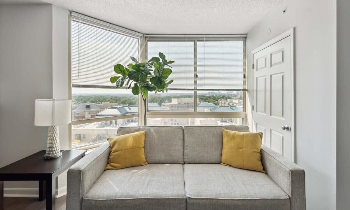 Photo of Livingroom in Ballston