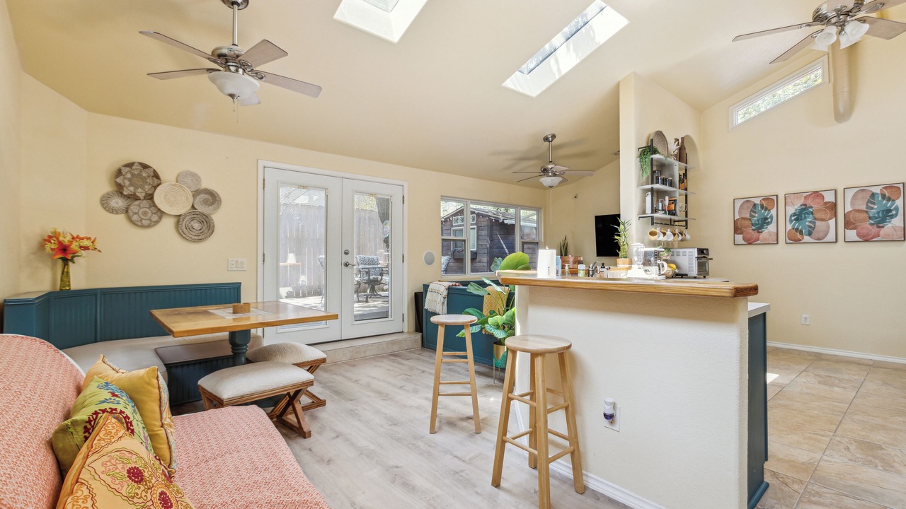 Photo of Livingroom in Zilker