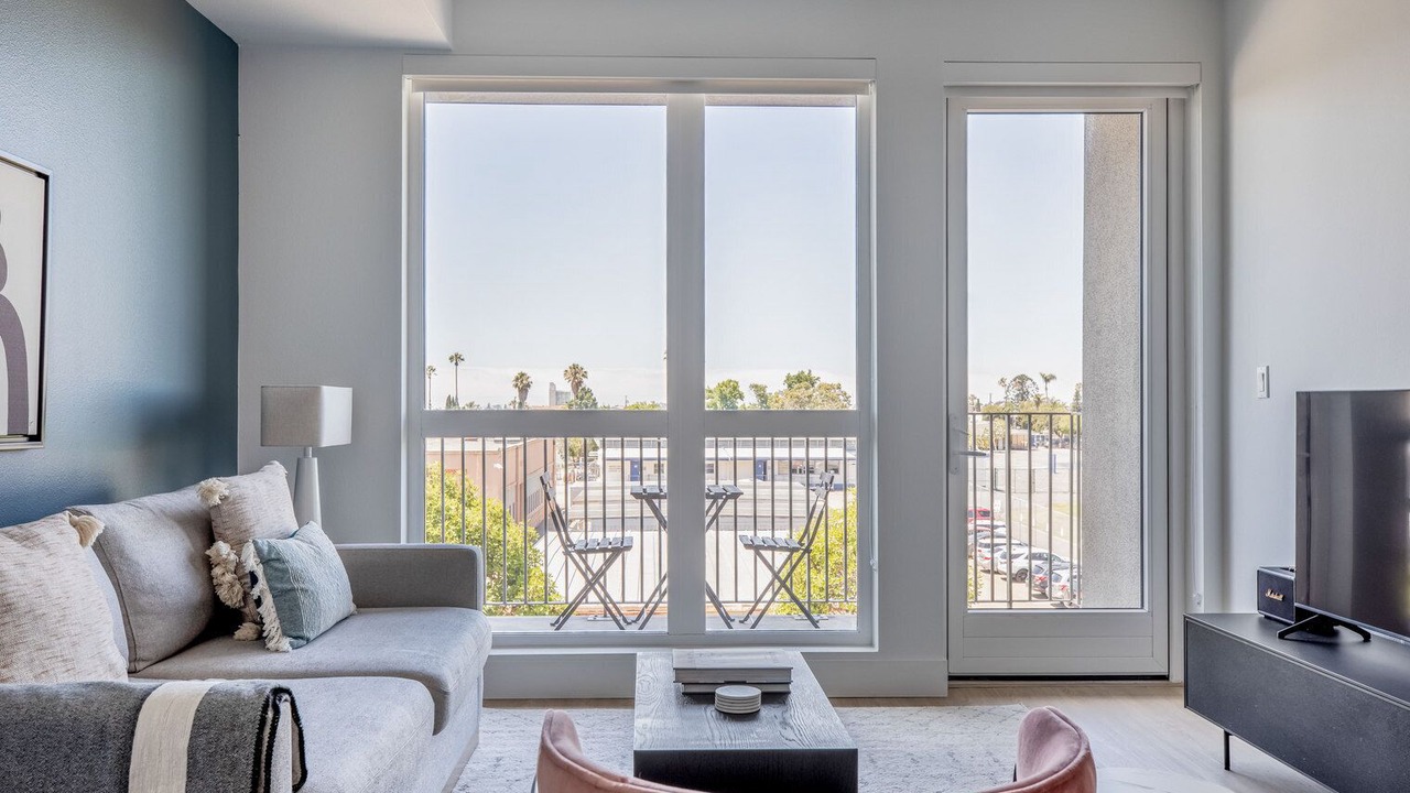 Photo of Livingroom in University Heights
