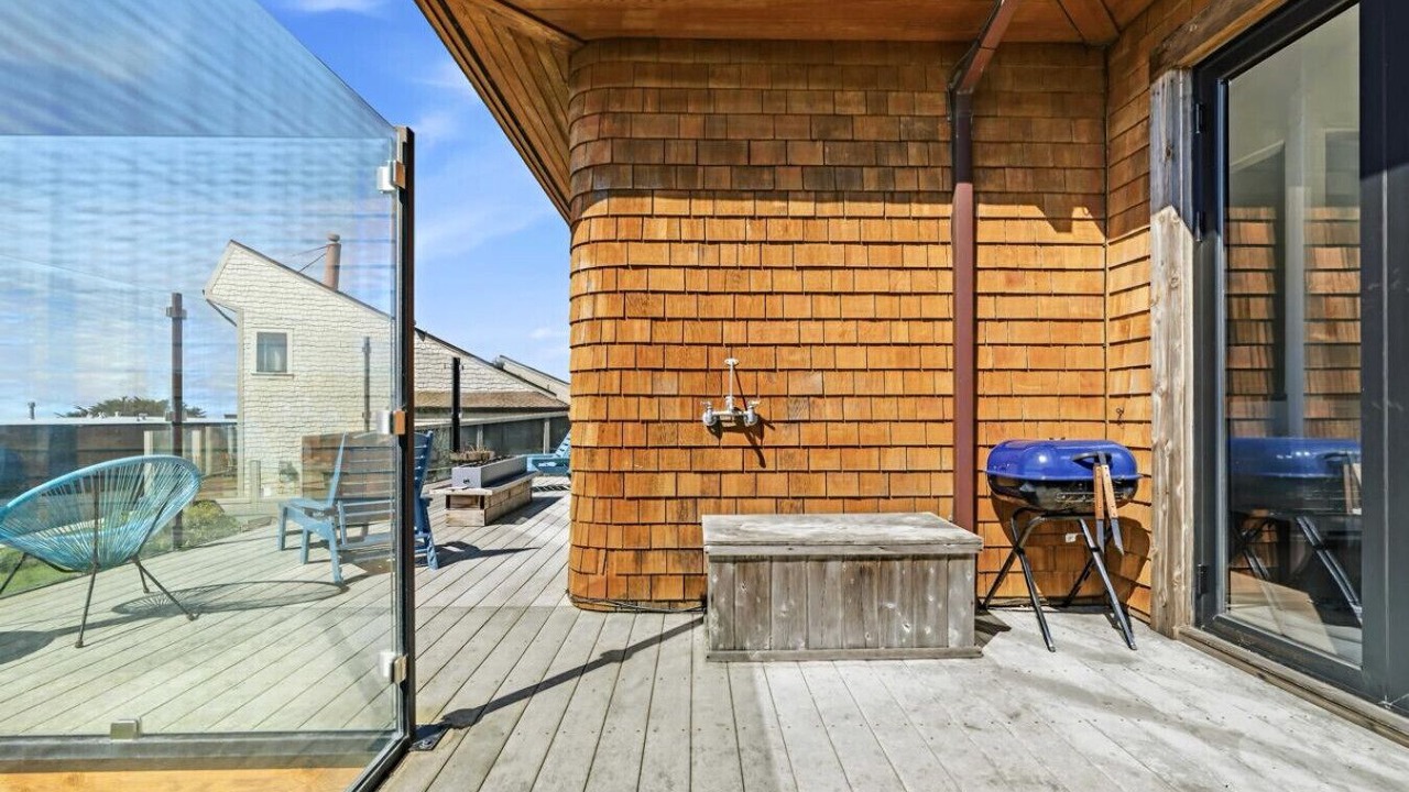 Photo of Patio Balcony in Dillon Beach