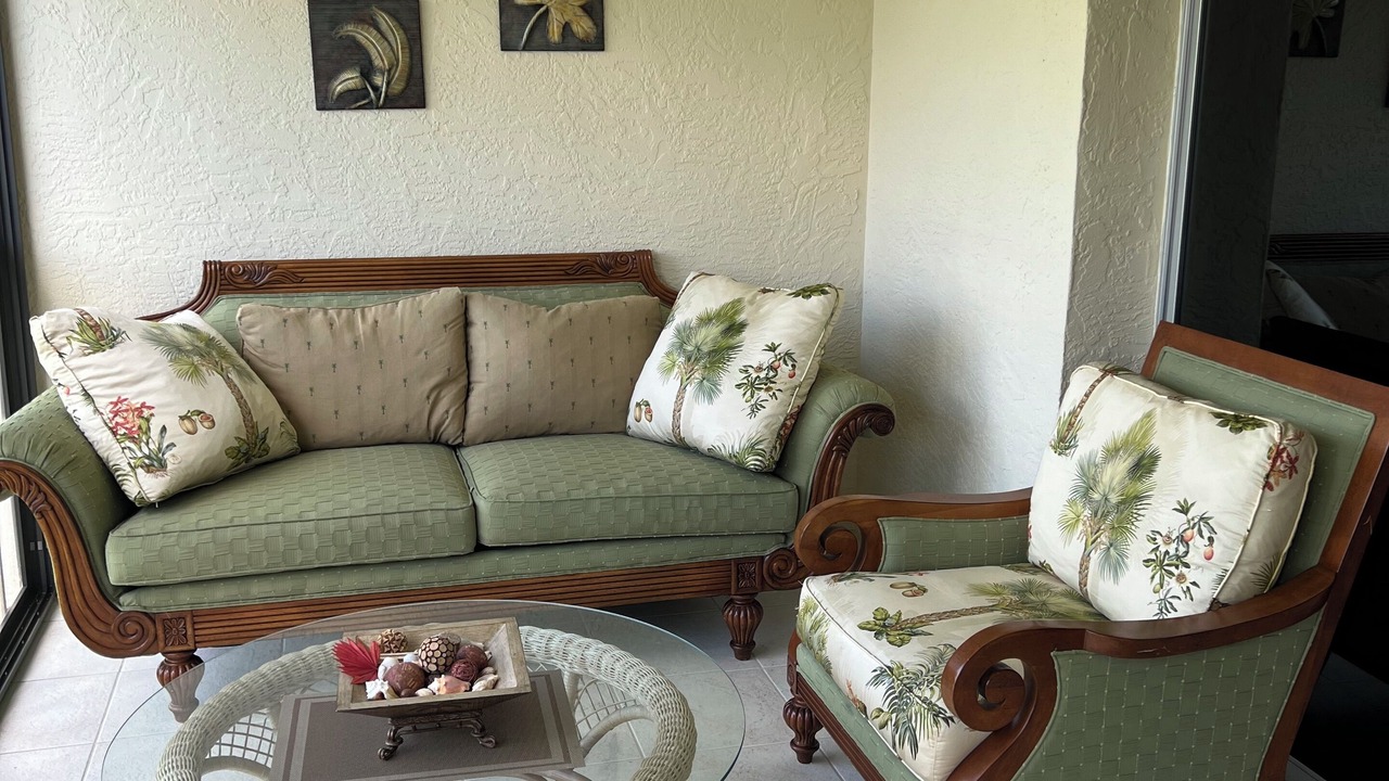 Photo of Livingroom in Englewood