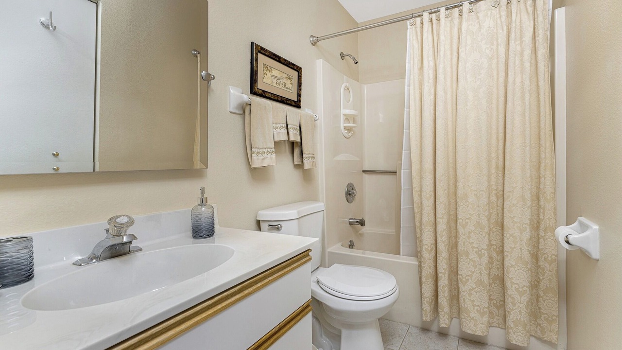 Photo of Bathroom in Englewood