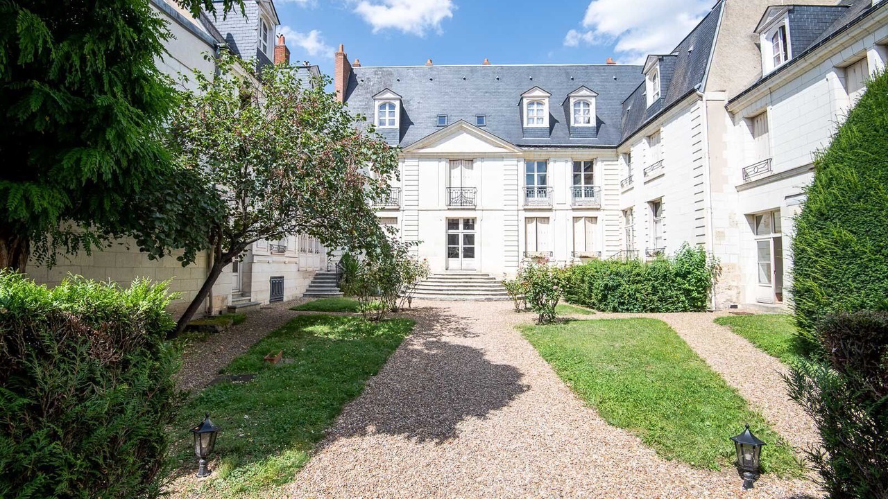 Photo of Outdoor in Tours City Centre