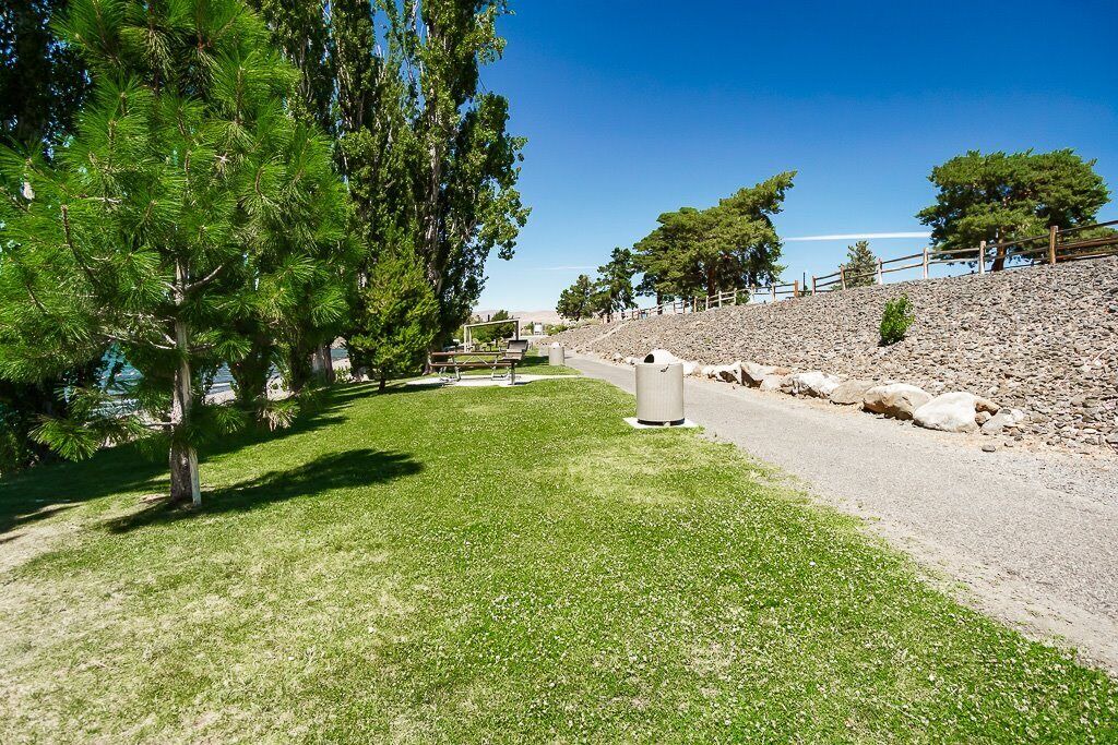 Photo of Others in Desert Aire