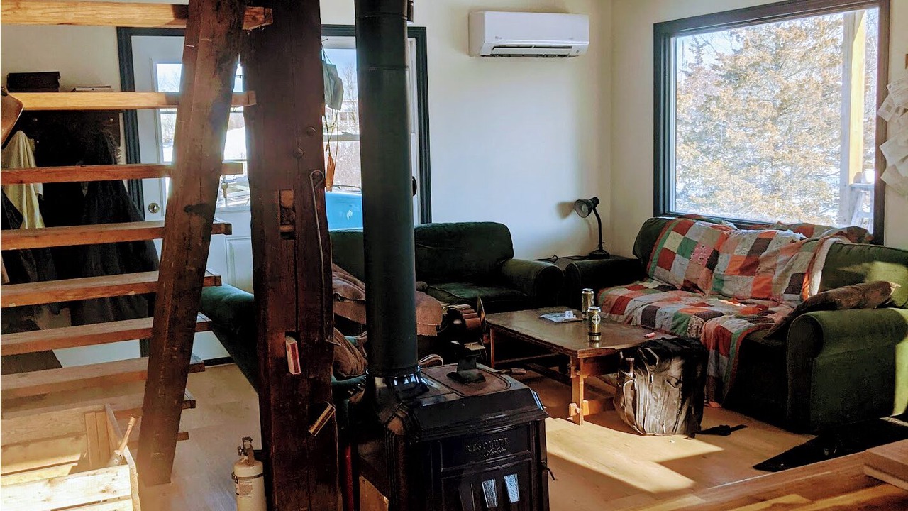 Photo of Livingroom in Ivanhoe