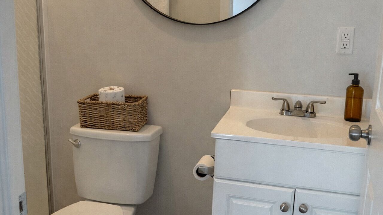 Photo of Bathroom in Honey Harbour