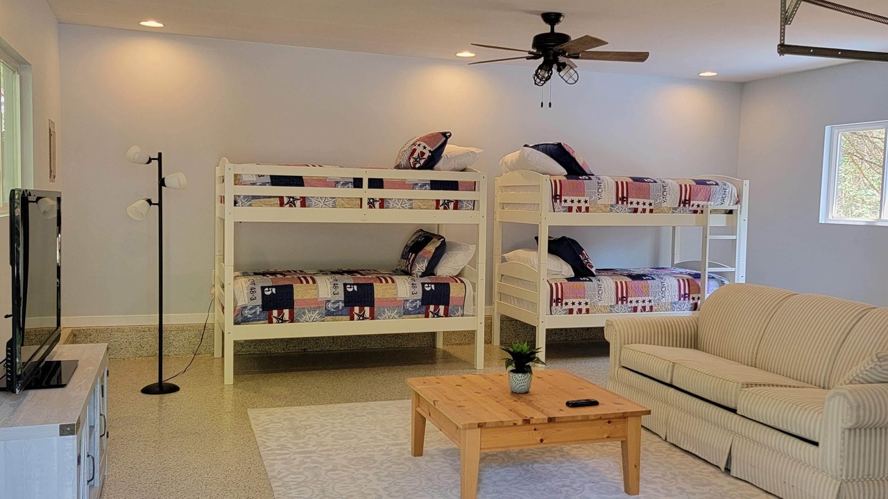 Photo of Bedroom in Pentwater
